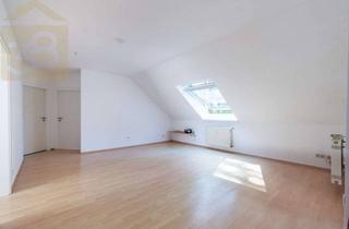 Wohnung kaufen in 38518 Gifhorn, 4-Zimmer-Dachgeschosswohnung in Gifhorn-Miagsiedlung! Meine Wohnung = Mein Makler!