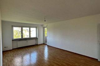 Wohnung mieten in Anne-Frank-Str. 15, 63762 Großostheim, Gepflegte und helle 3 Zimmer Wohnung in Großostheim-Ringheim
