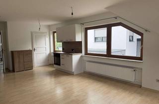 Wohnung mieten in Sperberweg, 72581 Dettingen, Schöne und helle 2-Zimmer Wohnung mit Balkon in Dettingen