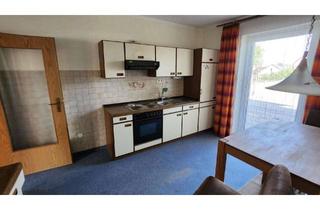 Wohnung mieten in Bgm.-Wohlfarth-Str. 103, 86343 Königsbrunn, Schöne WG Wohnung 3 Zimmer, Wohnküche, Terrasse