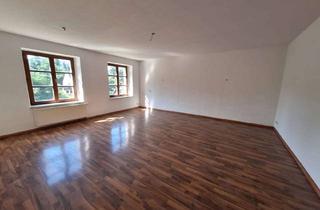 Wohnung mieten in Am Teich, 09603 Großschirma, Familienfreundliche, Idyllische 6-Raum Wohnung in Reichenbach zu vermieten!