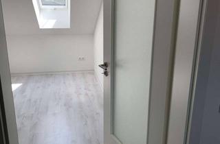 Wohnung mieten in 97525 Schwebheim, Schöne 2-Zimmer-Dachgeschosswohnung mit gehobener Innenausstattung in Schwebheim