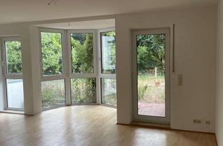 Wohnung mieten in Göttelmannstraße 53, 55131 Oberstadt, Helle, sonnendurchflutete 3-Raum-Wohnung mit eigenem Garten in bester Lage in Mainz