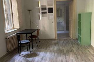 Wohnung mieten in Schwertstr. 24, 47798 Cracau, Helles Altbau Apartment