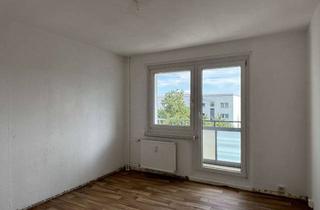 Wohnung mieten in Havelländer Ring 11, 12629 Hellersdorf, Cleveres Familienapartment mit Balkon und Wannenbad - leider ohne Aufzug!