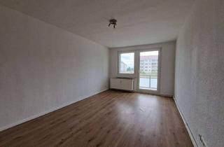 Wohnung mieten in Straße Der Freundschaft 17, 39624 Kalbe, „Ihr neues Zuhause im Grünen: 4 Zimmer mit Balkon und Wohlfühlatmosphäre“