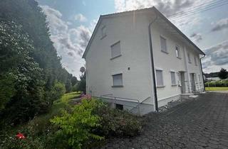 Doppelhaushälfte kaufen in 88430 Rot, Charmante Doppelhaushälfte mit 5 Zimmern, Ausbaupotenzial im Dachgeschoss und großem Grundstück