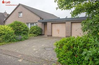 Haus kaufen in 26316 Varel, Charmantes Familiendomizil mit viel Platz und Potential