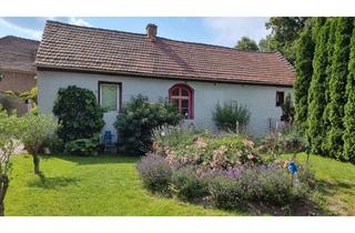 Haus kaufen in 02923 Kodersdorf, **Unikat - ehemaliger 3-Seitenhof mit Wohnhaus, ausgebauter Scheune und großen Garten**