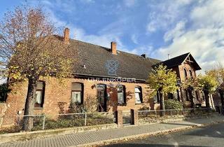 Mehrfamilienhaus kaufen in 29525 Uelzen, RESERVIERT: Mehrfamilienhaus mit 3 WE + 200 m² Ausbaureserve in Uelzen/Oldenstadt.Vermietung oder