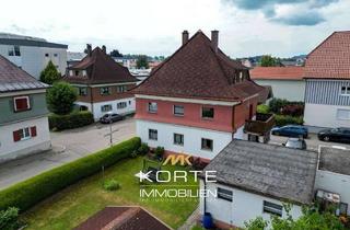 Haus kaufen in 88161 Lindenberg, Kapitalanlage im Allgäu: 3-Familienhaus mit Garten, Garagen & Potenzial in gefragter Lage