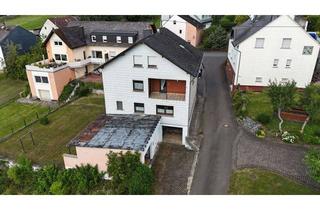 Haus kaufen in 56825 Urschmitt, Einfamilienwohnhaus in ruhiger Randlage der Eifelgemeinde Urschmitt