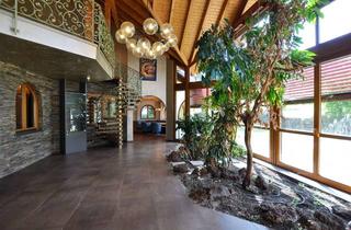 Villa kaufen in 73272 Neidlingen, Großzügige Villa mit Stil – Lichtdurchflutetes Wohnerlebnis auf Traumgrundstück!