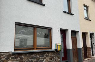 Haus mieten in Mittelstraße, 56818 Klotten, Perfekt für Familien: Haus mit Moselblick, Balkon und Garten 1.250 € VB