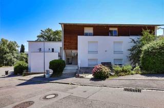 Penthouse kaufen in 79539 Lörrach, Helle, freundliche Penthousewohnung mit Balkon & Tiefgarage – Am Fuße des Tüllingers in Lörrach