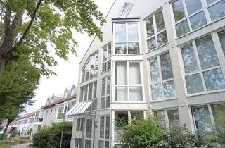 Wohnung kaufen in Am Strassfeld 42, 85077 Manching, Helle Wohnung mit Wintergarten, Balkon, Tiefgarage und Keller in Manching