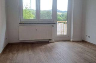 Wohnung mieten in Am Heinzrain, 99976 Lengenfeld unterm Stein, Schöne 3-Zimmer-Wohnung in Südeichsfeld, neuer Fußboden, frisch renoviert