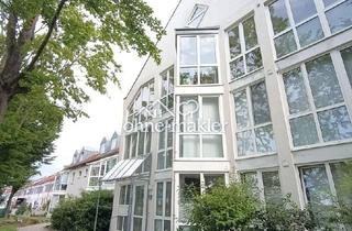 Wohnung kaufen in 85077 Manching, Helle, neu renovierte 4-Zimmer Wohnung mit Wintergarten, Balkon, Tiefgarage und Keller in Manching