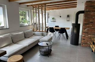 Lofts mieten in Ferdinand-Thun-Str. 67, 42289 Wuppertal, Stylisches Loft mit Sauna, Kamin und freistehender Wanne und ebener Dusche– vollmöbliert