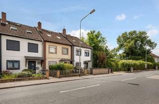 Reihenhaus kaufen in 65934 Frankfurt am Main, Frankfurt am Main - Sonnige Ausrichtung, zentrale Lage - gepflegtes Reihenhaus in Nied