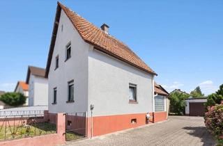 Einfamilienhaus kaufen in 76764 Rheinzabern, Rheinzabern - Sanierungsbedürftiges Einfamilienhaus aus den 1930er Jahren mit Hof, Scheune, Garten und Garage