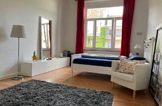 Wohnung mieten in 50733 Köln, Köln - 2-Zimmer-Wohnung mit Balkon, Köln-Nippes