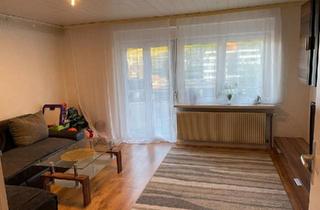 Wohnung kaufen in 78098 Triberg, Triberg im Schwarzwald - Helle, große 4 Zimmer-Wohnung mit Südbalkon