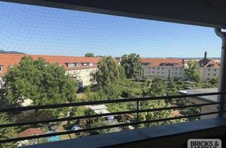 Wohnung kaufen in 01277 Tolkewitz/Seidnitz-Nord, 2 Zimmer Apartment mit Traum-Blick in Top-Lage!