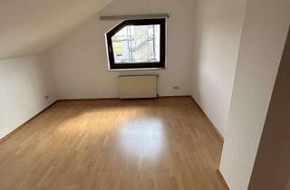 Wohnung mieten in Anton-Dengler-Straße, 67346 Speyer, Freundliche und gepflegte 3 Zimmer-Dachgeschosswohnung mit geh. Innenausstattung mit Balkon und EBK