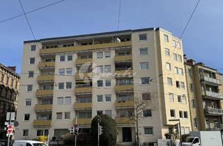 Wohnung mieten in Theodor-Heuss-Platz, 86150 Innenstadt, großes Zimmer, oberste Etage, in bestehender WG, mit Balkon, tolle Aussicht