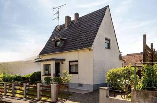 Einfamilienhaus kaufen in 51503 Rösrath, Rösrath - Zentrum: Einfamilienhaus in ruhiger und zentraler Lage sucht Handwerker!