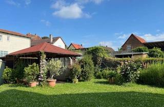 Haus kaufen in 61194 Niddatal, Niddatal - 5 Zimmer-Architektenhaus m.Balkonen, Garten, Wintergarten, Garage u. neuester Haustechnik