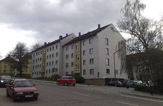 Wohnung kaufen in Universitätsstraße, 93053 Galgenberg, 3-Zimmer-Wohnung in guter Lage mit Balkon, Keller und Dachboden in Regensburg