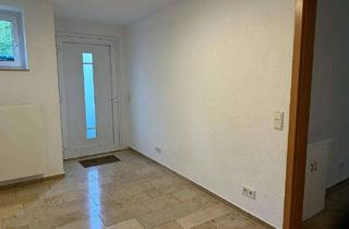 Wohnung mieten in Eisenacher Straße 57, 36093 Künzell, Stilvolle 3-Zimmer-Souterrain-Wohnung mit Einbauküche in Künzell