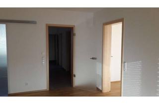 Wohnung mieten in Scherzachstrasse 45, 88250 Weingarten, Zweitbezug mit Balkon und EBK: Geschmackvolle 3-Zimmer-Wohnung mit geh. Innenausstattung