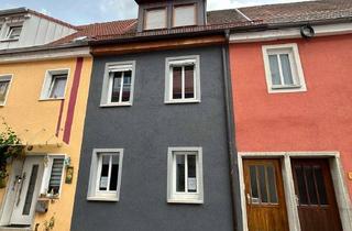 Reihenhaus kaufen in Untere Bleichgasse 3a, 91413 Neustadt, Attraktives und saniertes 4-Raum-Reihenhaus mit gehobener Innenausstattung in Neustadt an der Aisch