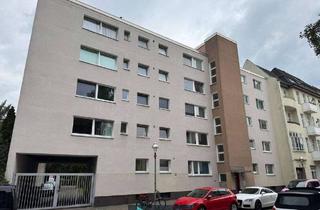 Wohnung kaufen in 13583 Berlin, Berlin - Bezugsfreie 2-Zimmerwohung mit Stellplatz in absolut ruhiger Lage von Spandau