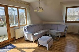 Wohnung kaufen in 86391 Stadtbergen, Sonnige 2-Zimmer-DG-Wohnung mit EBK in Stadtbergen
