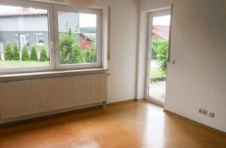 Wohnung mieten in Rötersteige, 97993 Creglingen, Freundliche 3-Raum-Erdgeschosswohnung mit 2 Terrassen / Einbauküche / Garage in Creglingen