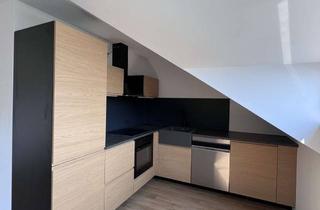 Wohnung mieten in Moos 32a, 85614 Kirchseeon, Exklusive, sanierte 2-Raum-DG-Wohnung mit gehobener Innenausstattung mit Einbauküche in Kirchseeon