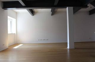 Lofts mieten in 60489 Rödelheim, Loftartige 3-Zimmer-Wohnung mit Balkon im Industriedesign