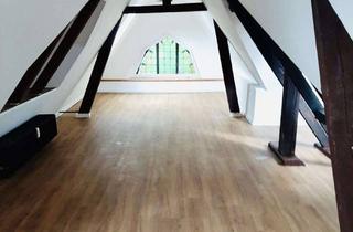 Wohnung mieten in Kirchplatz, 47546 Kalkar, *Erstbezug nach Renovierung* Altbau - 4,5-Zimmer-Maisonettewohnung mit Balkon mitten in Kalkar