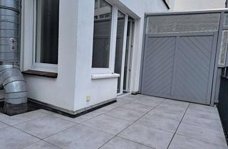 Wohnung mieten in 23552 Innenstadt, Dachterrasse Altstadt HL - WG geeignet: 2 separate Zimmer !!! EBK, Bad u. WC, Erstbezug saniert !!