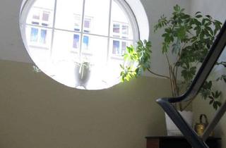 Wohnung mieten in 23552 Innenstadt, Altstadt HL im 4.OG - WG geeignet- 2 Zimmer vom Flur erreichbar EBK, Bad u. WC, WG möglich !!