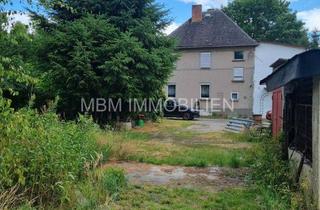 Haus kaufen in 02957 Krauschwitz, Attraktive Sanierungsimmobilie mit großem Potenzial - Perfekt für Familien und Tierliebhaber Willkommen zu Ihrem neuen Projekt! Hier bieten wir Ihnen