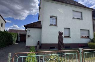 Haus kaufen in 06869 Coswig, Stilvolles und geräumiges Haus für eine Familie mit 3 Schlafzimmern, Küche, Bad und Wohnzimmer