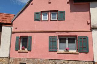 Haus kaufen in 55239 Gau-Odernheim, Fachwerkhaus und Bruchsteinscheune in denkmalgeschützter Hofreite