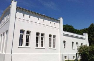 Haus kaufen in 17209 Sietow, Rarität: Herrenhaus nahe Müritz + Bauplatz zum Kauf