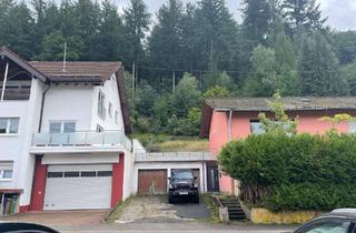 Haus kaufen in Weinweg 15, 69253 Heiligkreuzsteinach, Sanierungsbedürftiges Zweifamilienhaus mit großem Potenzial und zwei Garagen – Heiligkreuzsteinach
