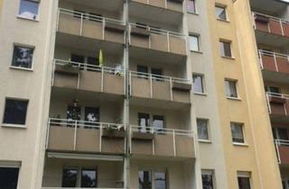 Wohnung mieten in Am Stadtpark 40, 09120 Chemnitz, Gemütliche 3-Zimmer mit Laminat, EBK, Balkon und Dusche in sehr ruhiger Lage!